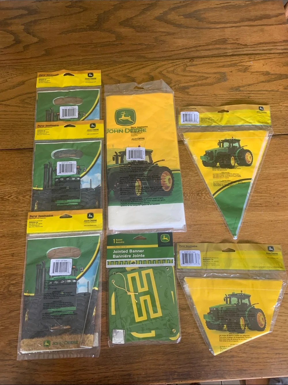 New John Deere Party Decoration Set - Banners, Tablecover & Loot Bags 2011